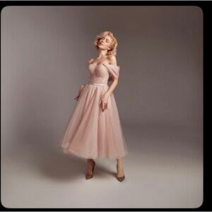 Organza ivory Off shoulder bustier tea length wedding dress